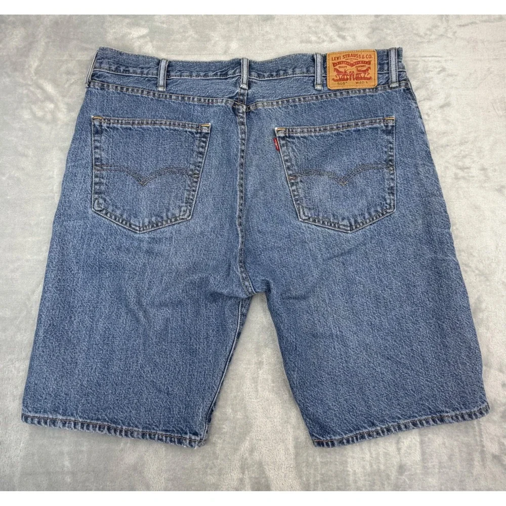 Levis 505 Mens Regular Fit Denim Shorts Size 40 Medium‎ Wash Blue Jean Shorts